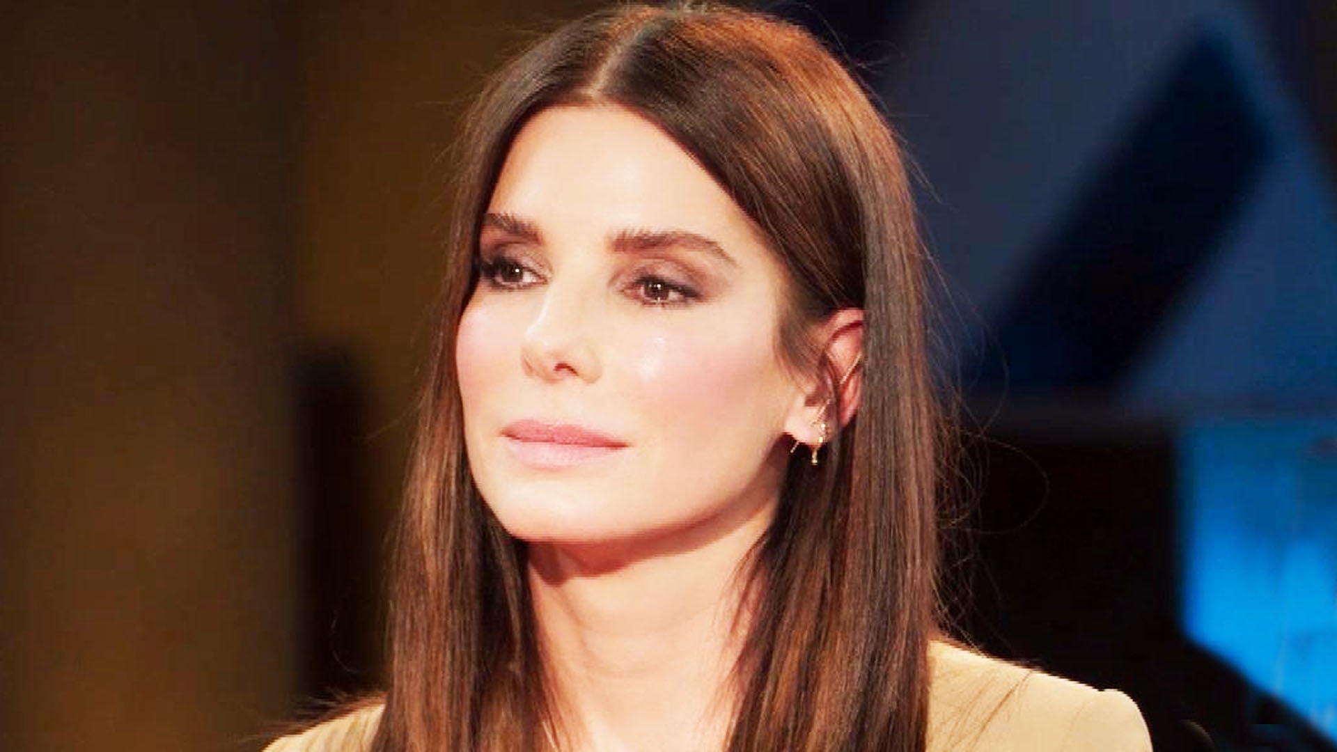 How EMDR Therapy Helped Sandra Bullock Cope With PTSD After a Home Invasion