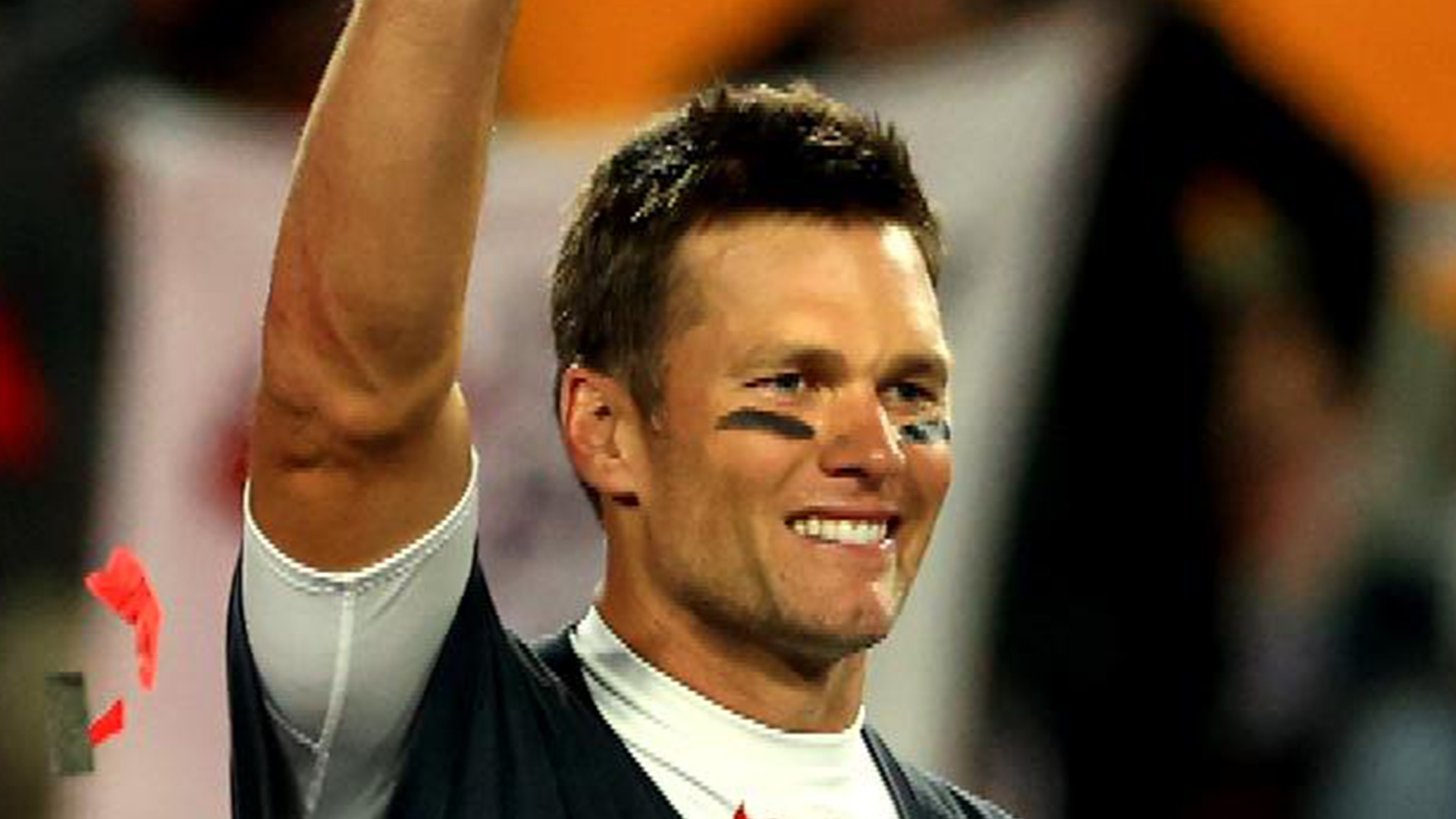 Tom Brady celebrates 13th anniversary with Gisele Bündchen