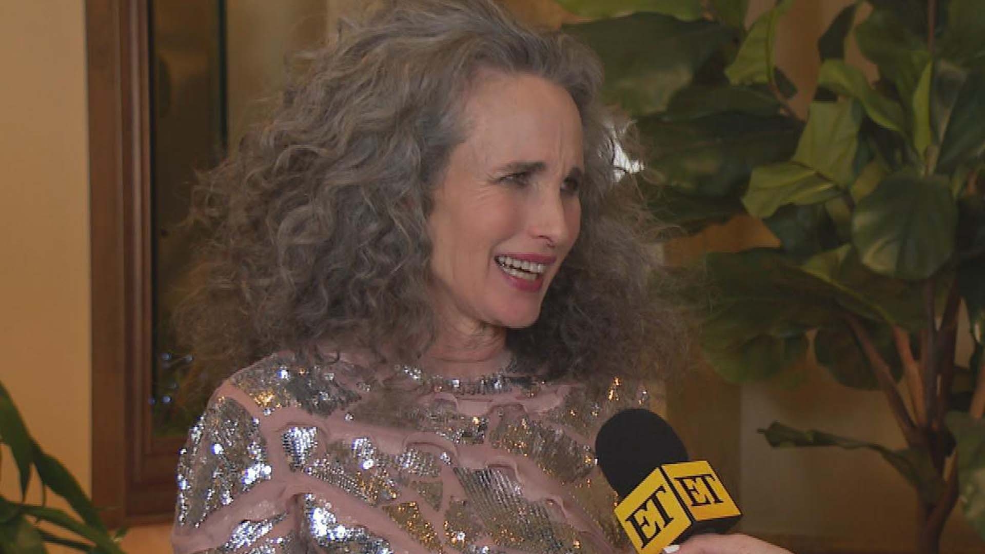 andie macdowell pelo 2023